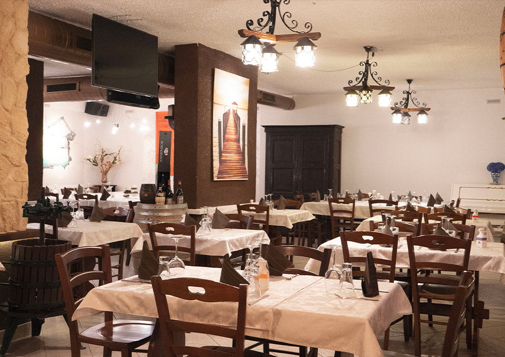 Sala del ristorante – La Vecchia Cantina Varese