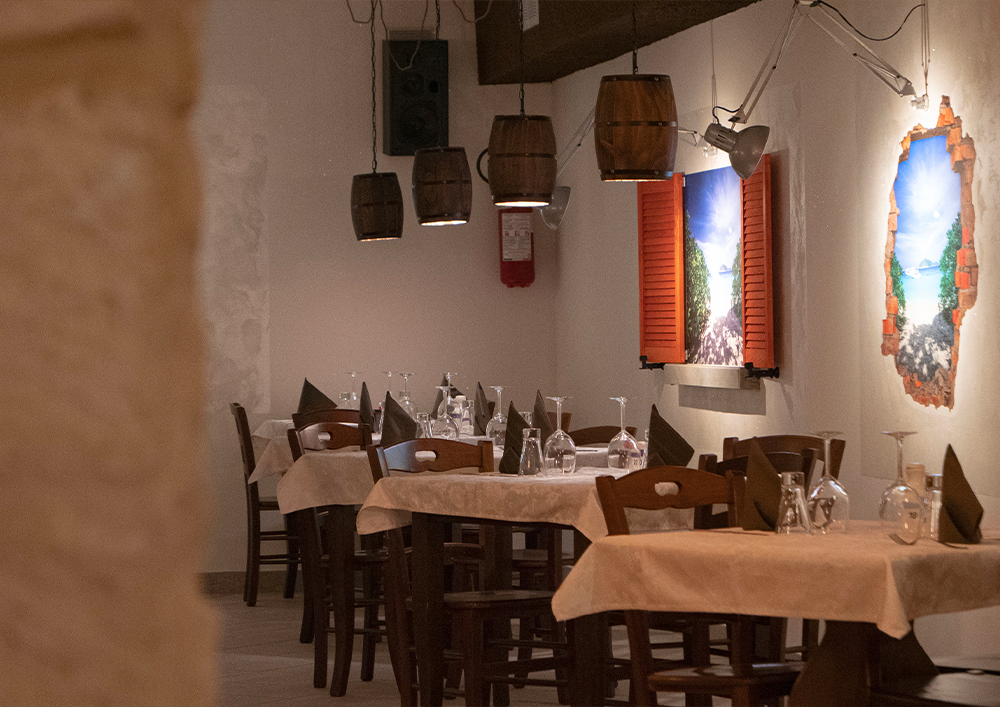 Sala del ristorante – La Vecchia Cantina Varese